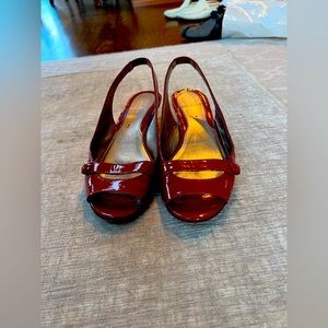 Women’s size 7 Medium shoes